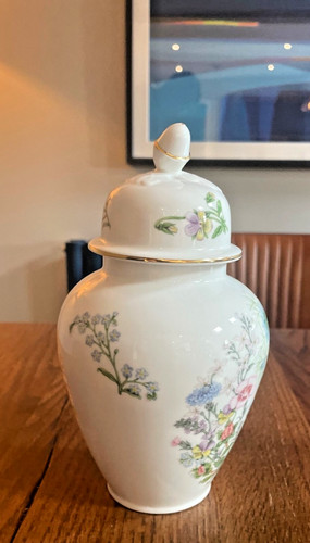 Aynsley wild tudor lidded jar - wild,