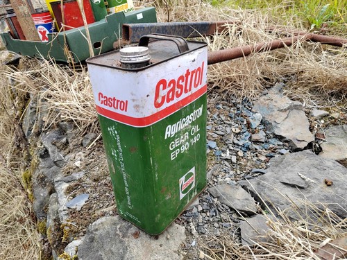 Vintage oil gallon can - vintage, castrol