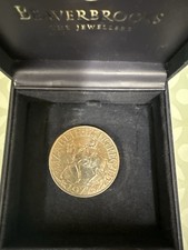 1977 Queen Elizabeth II Silver Jubilee Crown Coin Beaverbrooks Box Vintage GNGV