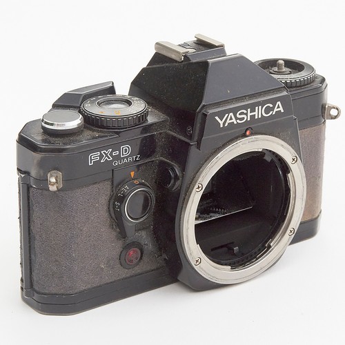 Vintage yashica quartz - yashica,