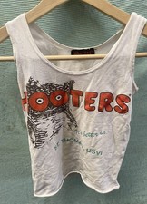 Hooters St.Thomas USVI Vest Top Pit to Pit 13" Stained Used LMP3