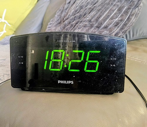 Phillips alarm clock radio - phillips,
