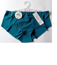 BNWT Triumph SIZE XL- 16