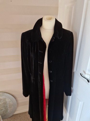 Monsoon black velvet - black,