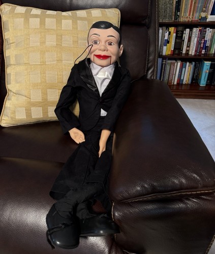 Charlie mccarthy ventriloquist - charlie,