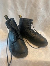 Black Dr Martens Air Walk