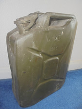 Vintage 1945 WD War dept. 20 litre fuel can. Jerry can 1945.