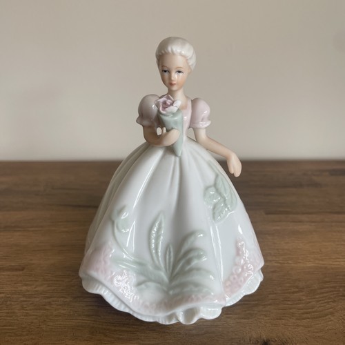 Sbl regal house figurine - house,