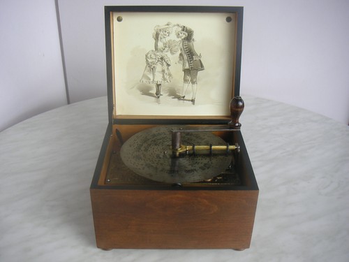 Calliope music box plate - box, 18