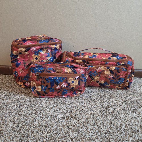 Lug piece cosmetic set - piece,