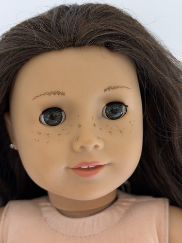 Genuine retired american girl - american,