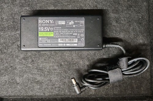 Sony vgp ac19v20 9a ac - 19.5v,