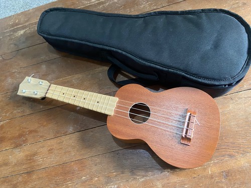 Bruko no5 soprano ukulele - , +