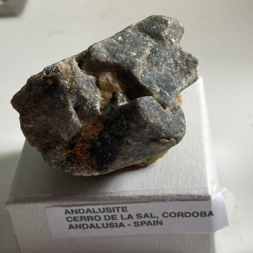 Andalusite cerro la sal - andalusite,