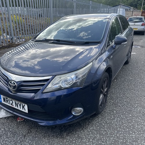 Toyota avensis excel 2013 2 - avensis, 2.2