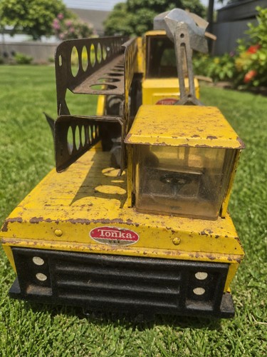 Vintage mighty tonka - tonka, crane