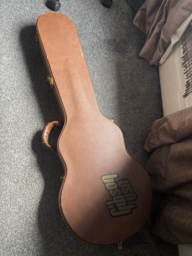 Gibson les paul - paul, case