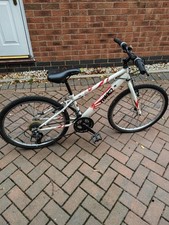 Apollo Tokko Boys Hybrid Bike 24" Steel Frame, 30cm Wheels, 18-Speed Gears