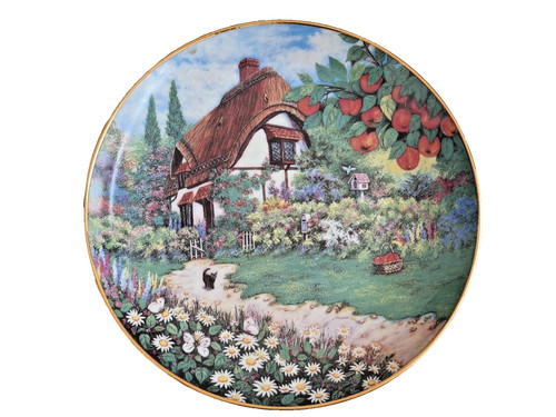 Granny smiths cottage lilliput - granny,