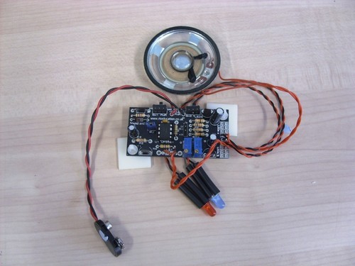 Um3561 siren and light - and,