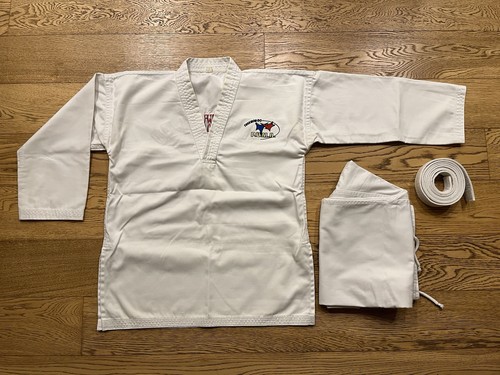 Tae kwon do dobok - kwon,