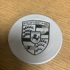 PORSCHE 911 993 996 boxster 76mm  CRESTED WHEEL CENTRE CAP  993 361 303 05 (LB6)