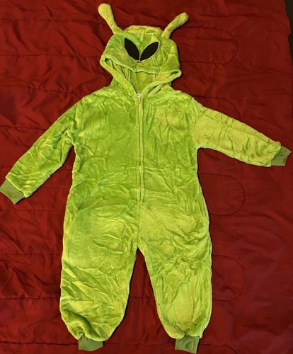 Onepiece pajama green alien - onepiece,