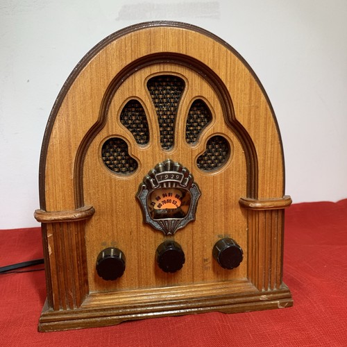 Vintage style cathedral radio - vintage,