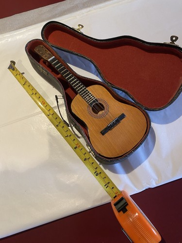 Vintage miniature acoustic - vintage,