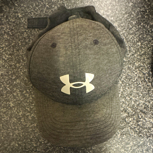 Under armour grey adjustable - grey,