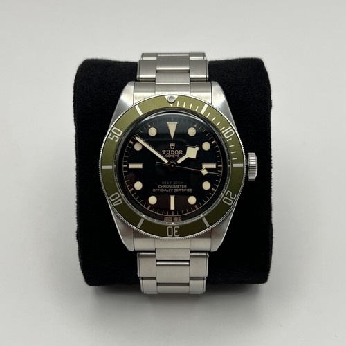 Tudor black bay - black,