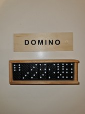 NEW - 28 Pieces Dominoes Set