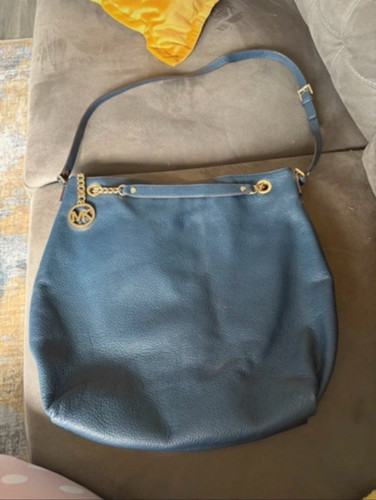Michael kors blue pebbled - kors,