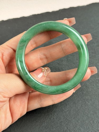 Natural african green jade - green,