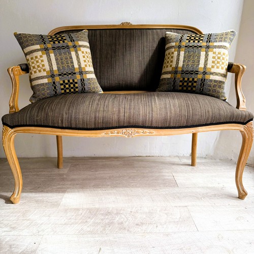 Louis style salon sofa - style,