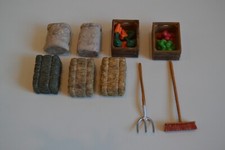 Schleich Yard Accessories Set - Hay, Straw, Tools, Apples, Carrots, Crates etc