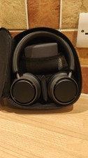 Philips Fidelio L4 Headphones Over-Ear Noise Cancelling Black