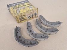 VAUXHALL VIVA HB, HC 1971-1977 FIRENZA LOCKHEED NOS REAR BRAKE SHOES (KB1177)