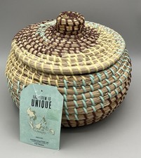 BNWT Natural Woven Basket With Lid Decorative Handmade Boho Decor Coil