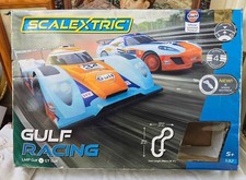 Scalextric Gulf Racing  Set 16 Black Track  2 Cars