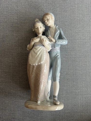 Lladro daisa porcelain - daisa,