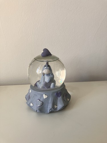 Small blue eeyore - snow, globe
