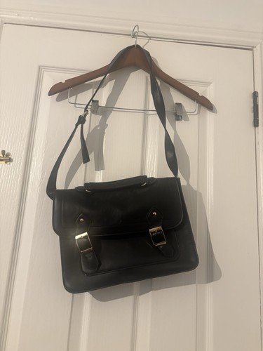 Atmosphere black satchel bag - black,