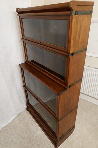 Globe wernicke four section - globe,