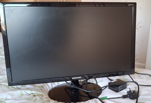 Samsung inch black - 24-inch,