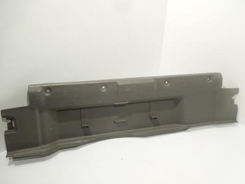 Audi lower boot lip - boot,