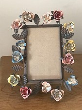 Gisela Graham Metal Photo Frame Metal Flower Surround 21x17cm For 14x9cm Photo 