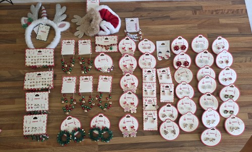 Claire accessories xmas job - xmas,