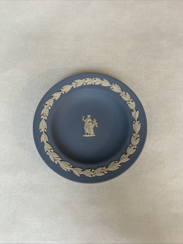 Wedgewood pottery blue - pottery,