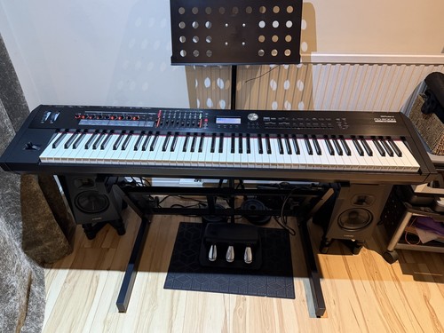 Roland rd2000ex stage piano - stage,